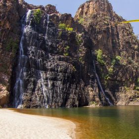 Twin Falls. Photo: Tao Hoogland