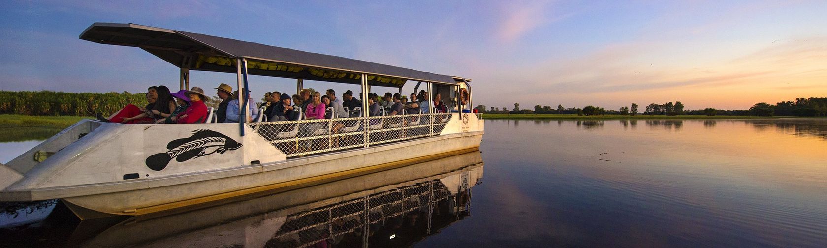 Visitors on a Yellow Water boat cruise. Photo: Shaana McNaught