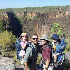 Walkers on the plateau above Twin Falls