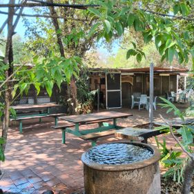 Manbiyarra border store